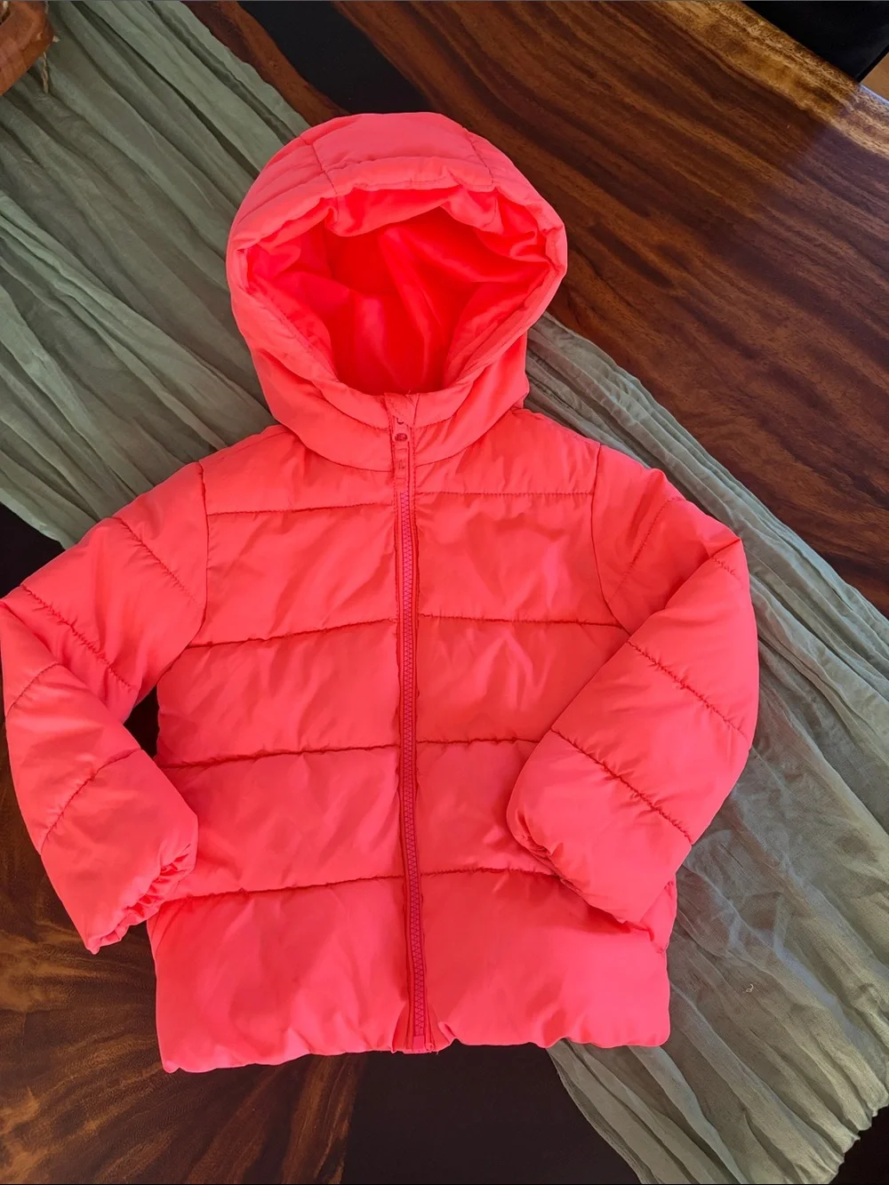 The Children's Place Hooded Puffer Jacket in Bright Coral